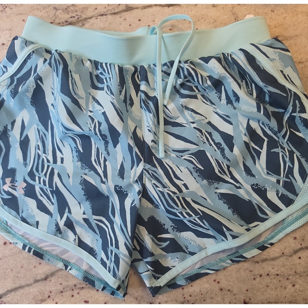 Women's Under Armour Fly-By 2.0‎ Printed Shorts small